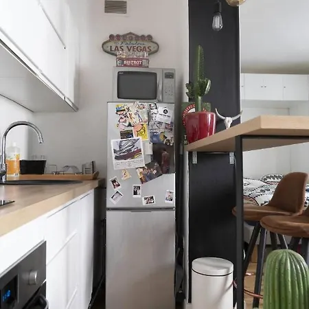 Apartment Mini Loft Design Proche De La Bastille Paris